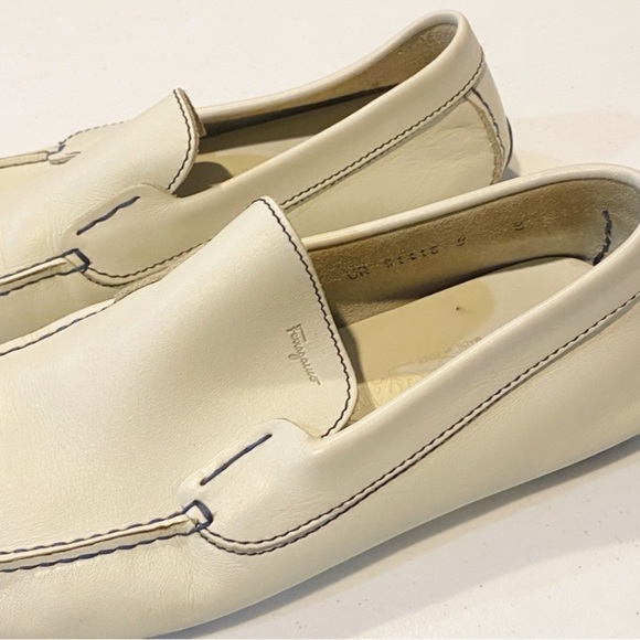 SALVATORE FERRAGAMO Leather Driving Loafers Off White - Picture 8 of 15